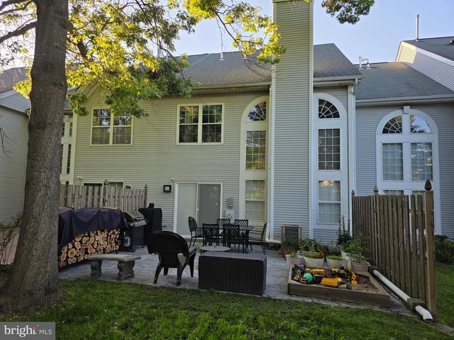 15 CONGRESS CIR, Medford, NJ 08055