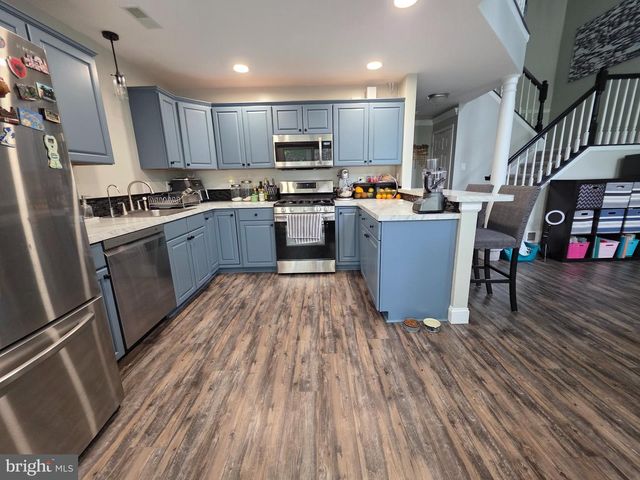 15 CONGRESS CIR, Medford, NJ 08055