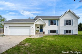 75 Cleveland Street, Coopersville, MI 49404