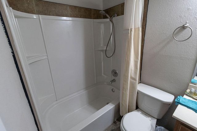 201 N WEST BLVD, Columbia, MO 65203