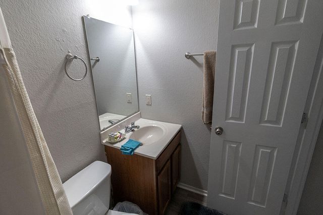 201 N WEST BLVD, Columbia, MO 65203