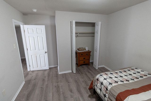 201 N WEST BLVD, Columbia, MO 65203