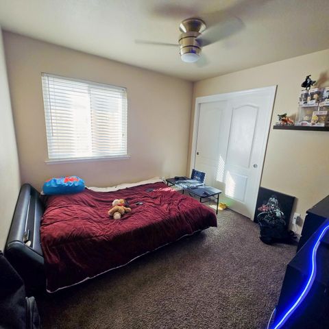 2230 E Ryan Avenue, Fresno, CA 93720
