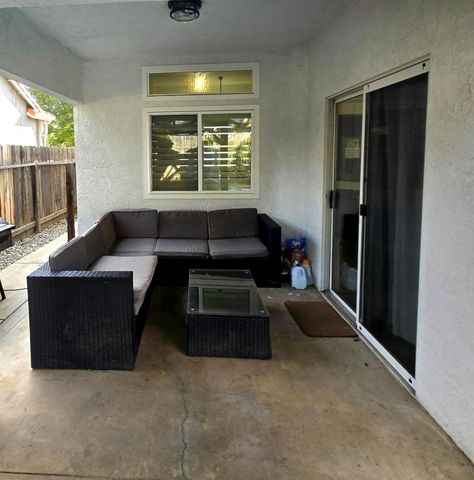 2230 E Ryan Avenue, Fresno, CA 93720
