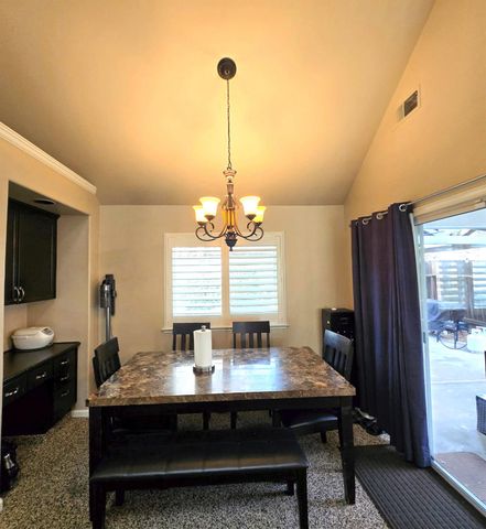 2230 E Ryan Avenue, Fresno, CA 93720