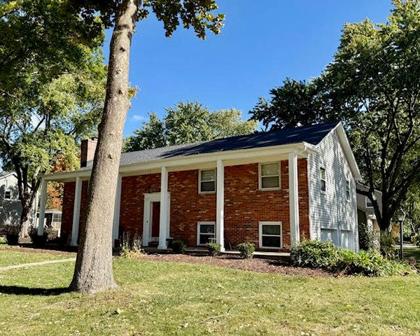 6S359 Greenwich Court, Naperville, IL 60540