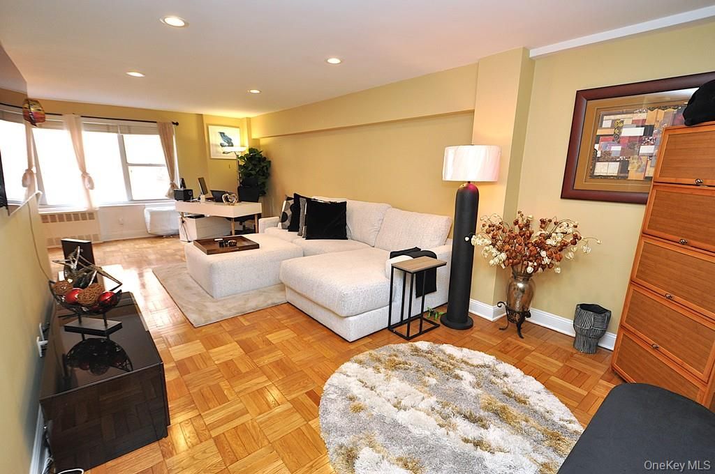 10 Old Mamaroneck Road 2A, White Plains, NY 10605 — photo 4