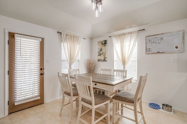 1911 Castaway Drive, Dallas, TX 75051