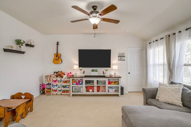 1911 Castaway Drive, Dallas, TX 75051