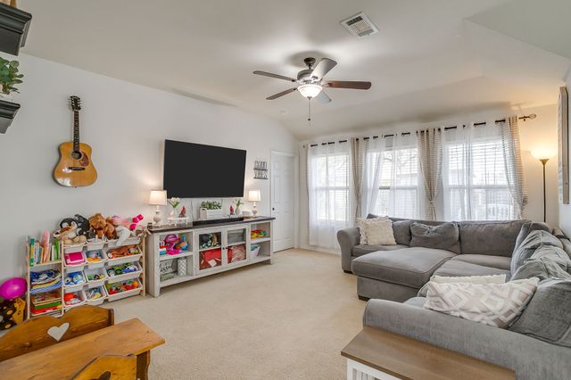 1911 Castaway Drive, Dallas, TX 75051