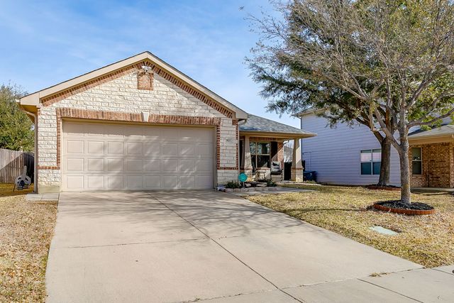 1911 Castaway Drive, Dallas, TX 75051