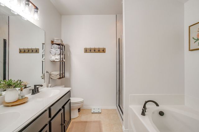 1911 Castaway Drive, Dallas, TX 75051