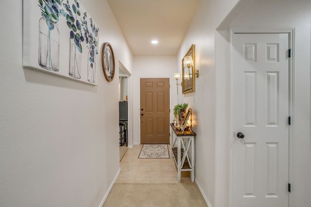 1911 Castaway Drive, Dallas, TX 75051