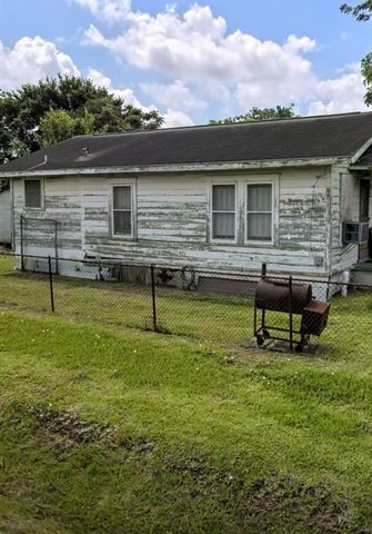 1301 Boulder Street, Houston, TX 77012