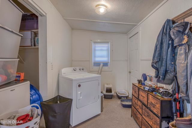 2912 E 9th Street, Joplin, MO 64801