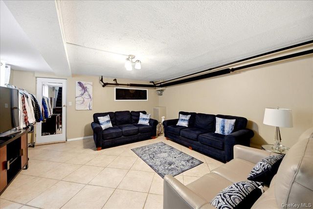 2042 Bogart Avenue, Bronx, NY 10462