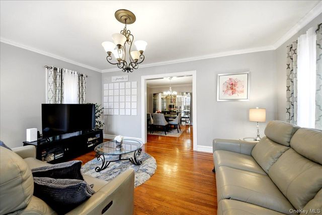 2042 Bogart Avenue, Bronx, NY 10462