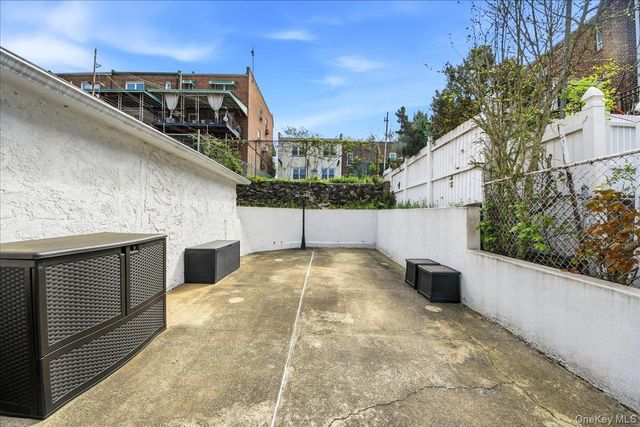 2042 Bogart Avenue, Bronx, NY 10462