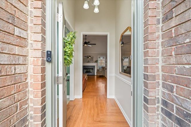 240 LAKEWOOD DR, Oakland, TN 38060