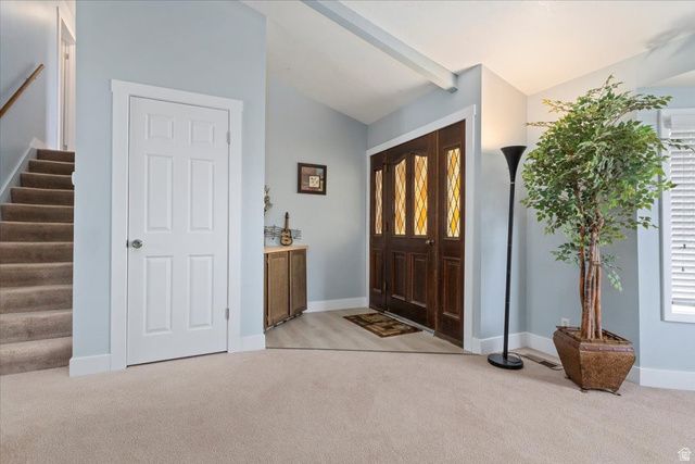 8931 S QUAIL HOLLOW DR, Sandy, UT 84093