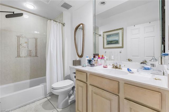 2031 Teagarden LN, Naples, FL 34110