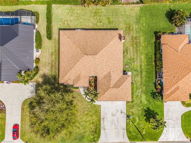 2031 Teagarden LN, Naples, FL 34110