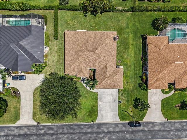 2031 Teagarden LN, Naples, FL 34110
