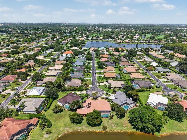 2031 Teagarden LN, Naples, FL 34110