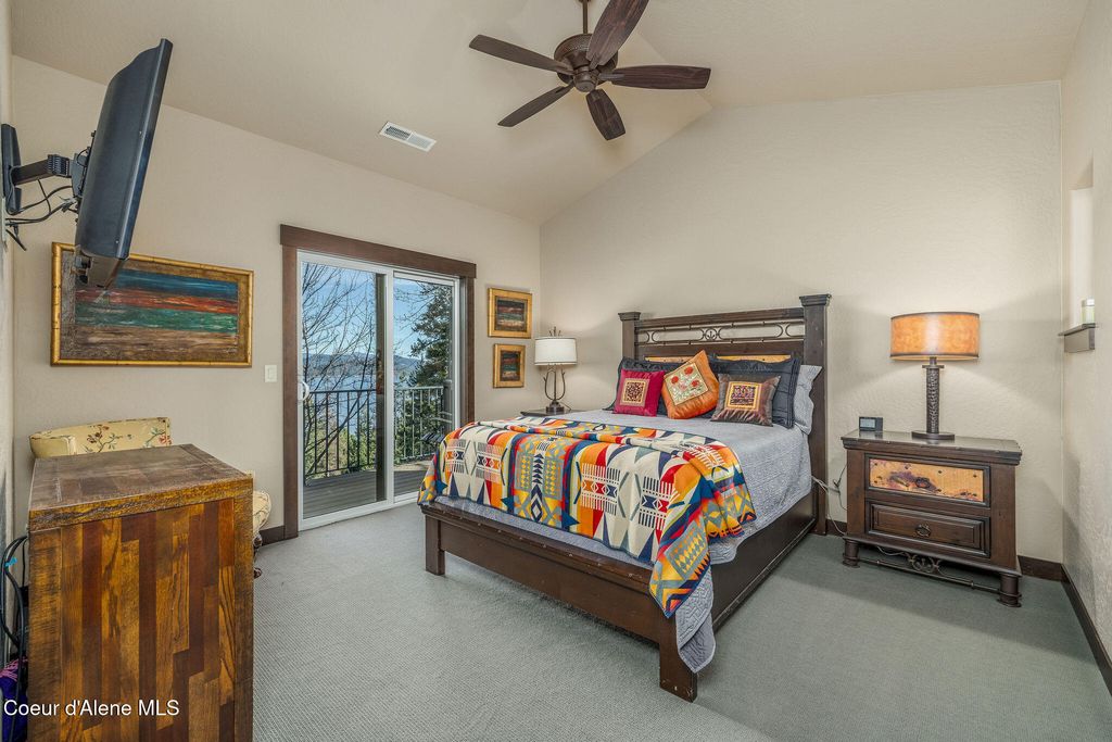 2066 S Espinazo DR, Coeur d'Alene, ID 83814 photo 33