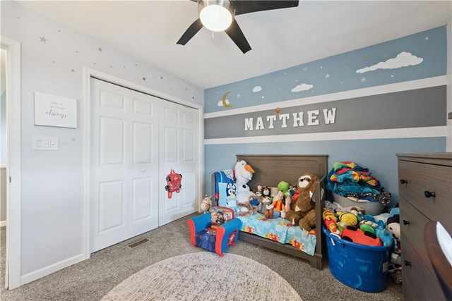 2186 Haflinger Dr, North Huntingdon, PA 15642