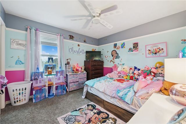 2186 Haflinger Dr, North Huntingdon, PA 15642