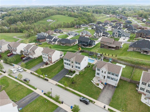 2186 Haflinger Dr, North Huntingdon, PA 15642