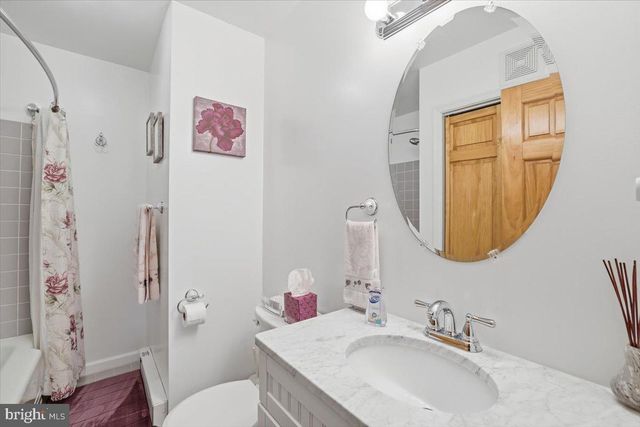 15 HAZARD RUN RD, Lake Harmony, PA 18624