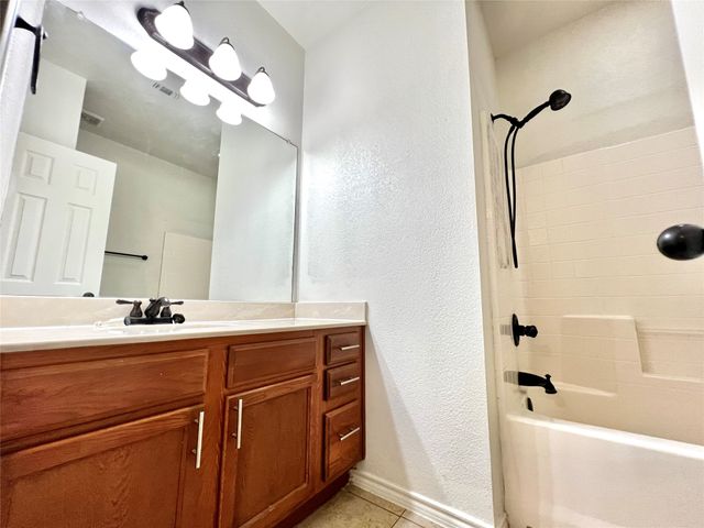 1514 Piedmont Drive, Mansfield, TX 76063