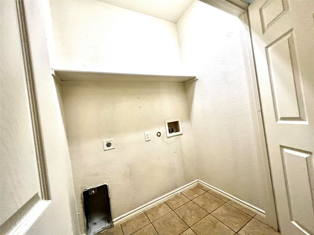 1514 Piedmont Drive, Mansfield, TX 76063