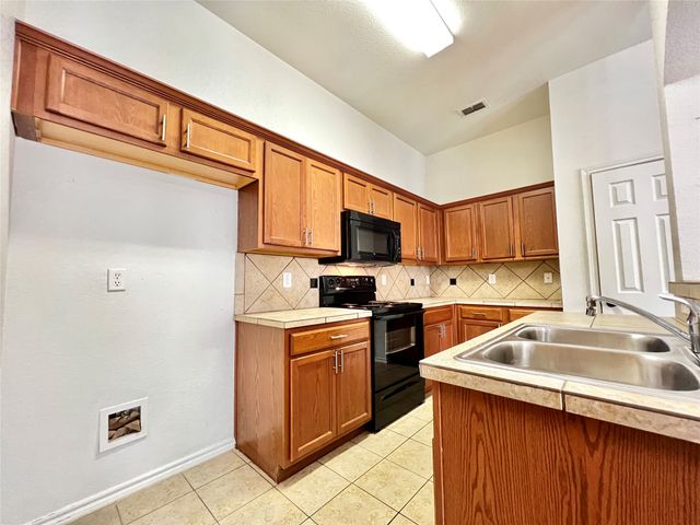 1514 Piedmont Drive, Mansfield, TX 76063