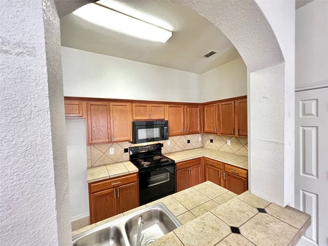 1514 Piedmont Drive, Mansfield, TX 76063