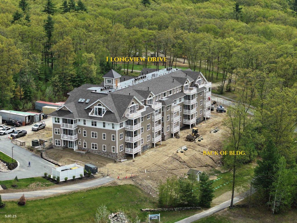 1 Longview Dr # 101, Atkinson, NH 03811