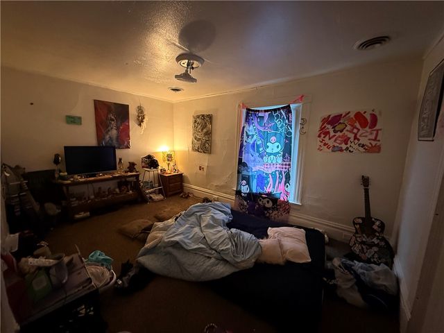 327 & 329 Howard St, City Of But Ne, PA 16001