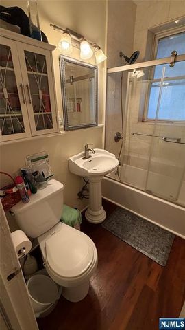 325 79th Street 23, North Bergen, NJ 07047