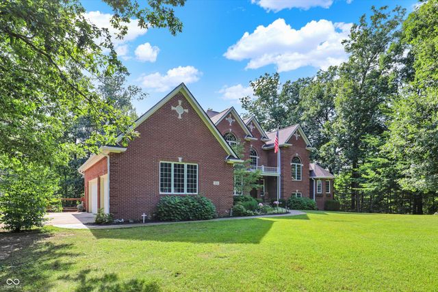3215 Kestrel Court, Martinsville, IN 46151