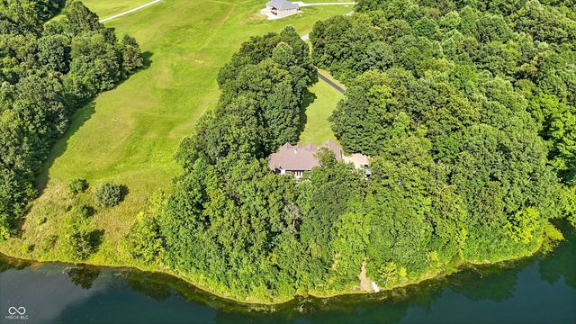 3215 Kestrel Court, Martinsville, IN 46151