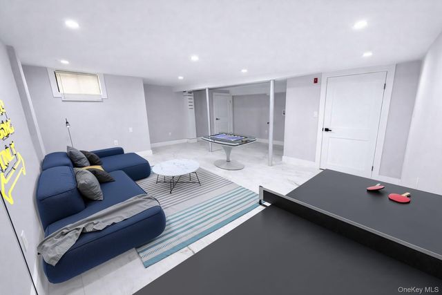 10839 Union Turnpike, Forest Hills, NY 11375