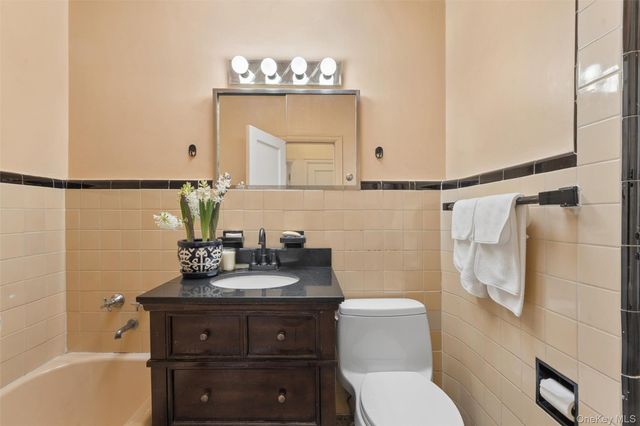 85-71 67th Avenue, Rego Park, NY 11374
