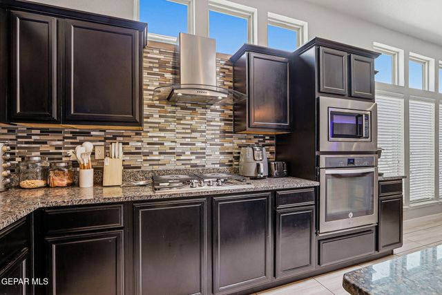 1476 KIMSHA Drive, El Paso, TX 79928