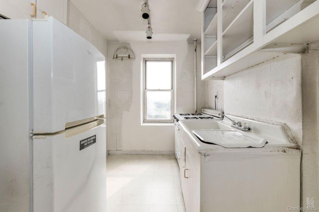 34-41 85th Street 6L, Jackson Heights, NY 11372