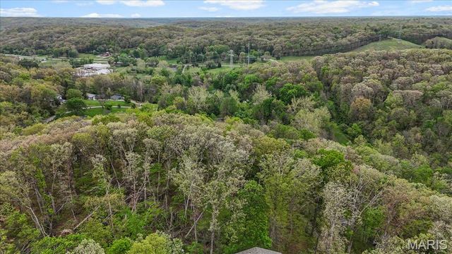 2741 Questover Canyon Drive, Wildwood, MO 63038