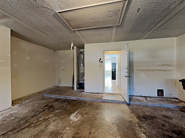 3404 Vine Ridge, Bedford, TX 76021