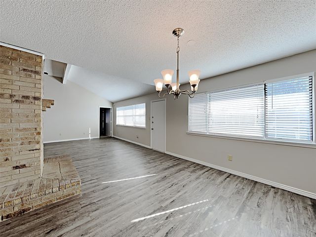 3404 Vine Ridge, Bedford, TX 76021