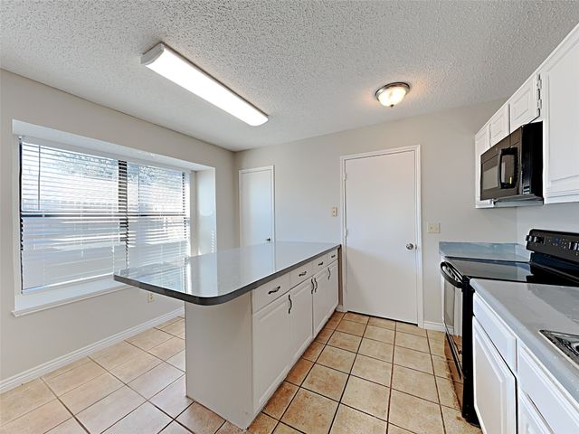 3404 Vine Ridge, Bedford, TX 76021